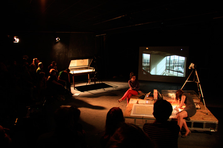 Première restitution du projet dans le cadre du Méta-campement 2012 Les bancs Publics / Printemps de l'Art Contemporain de Marseille