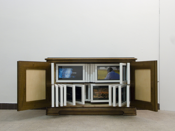 {Présentation d'une collection,} 2009