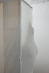 Vue de l'exposition entre, Lavitrine (lac&s), Limoges, 2011