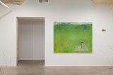  Le vent se lève, 2020 (à gauche) Huile sur toile, 130 x 160 cm