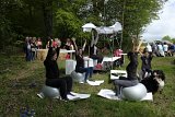 {Tentative de pilates en clairière}, 1er mai 2023