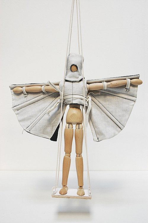 {Expérience de vol 1/maquette}, 2006