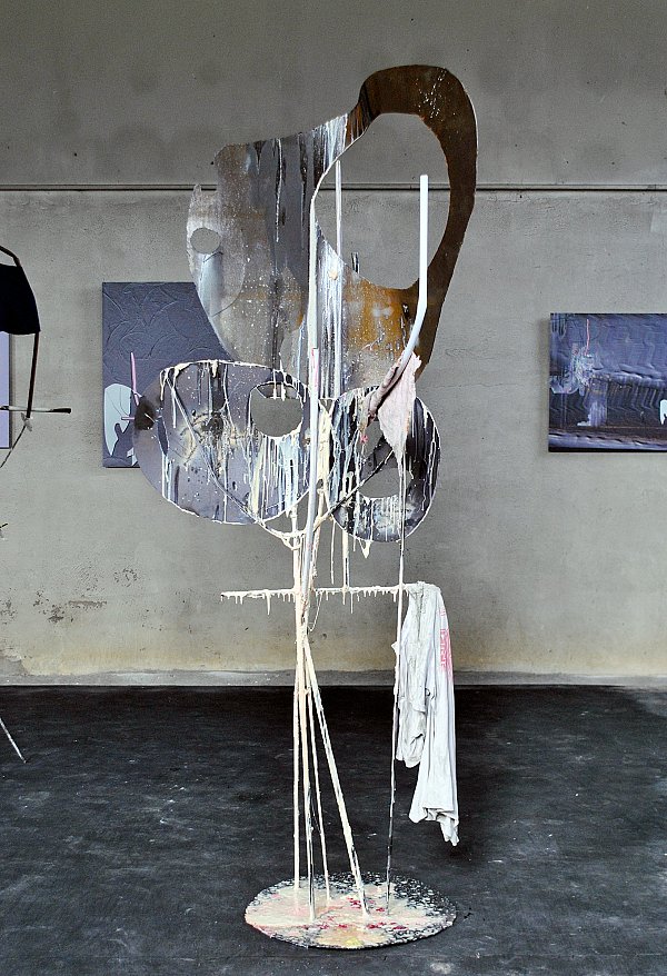 {Dust et autres torrents,} 2013